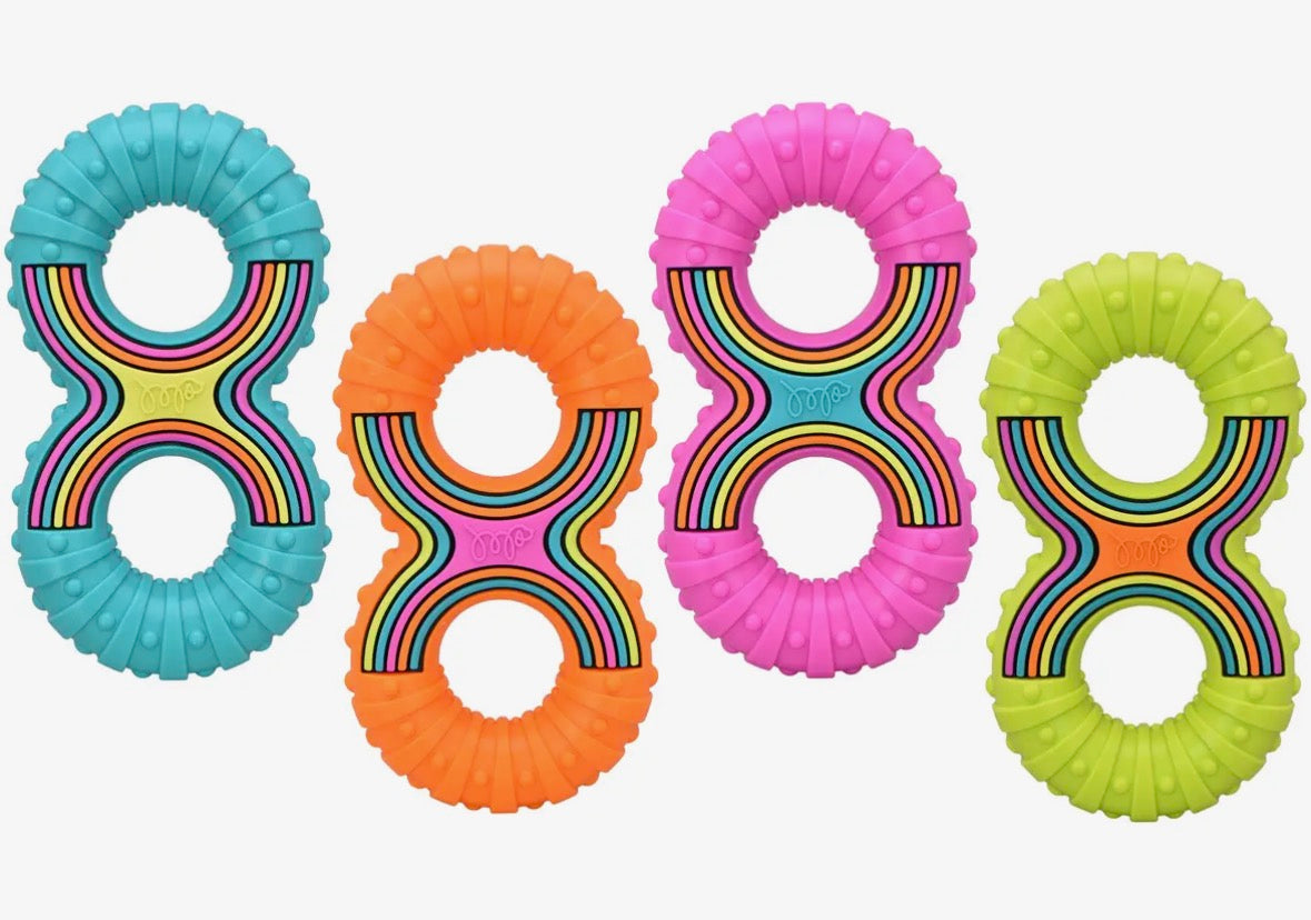 Grooverz Figure 8 TPR Dog Toy